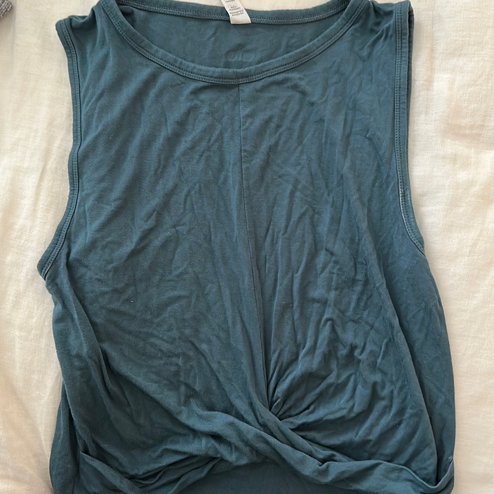 Alo Yoga cropped tank